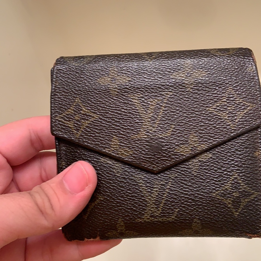 Louis Vuitton wallet - Picture 3 of 4